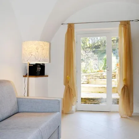 Apartment Locazione Turistica Il Gelsomino - Imp276